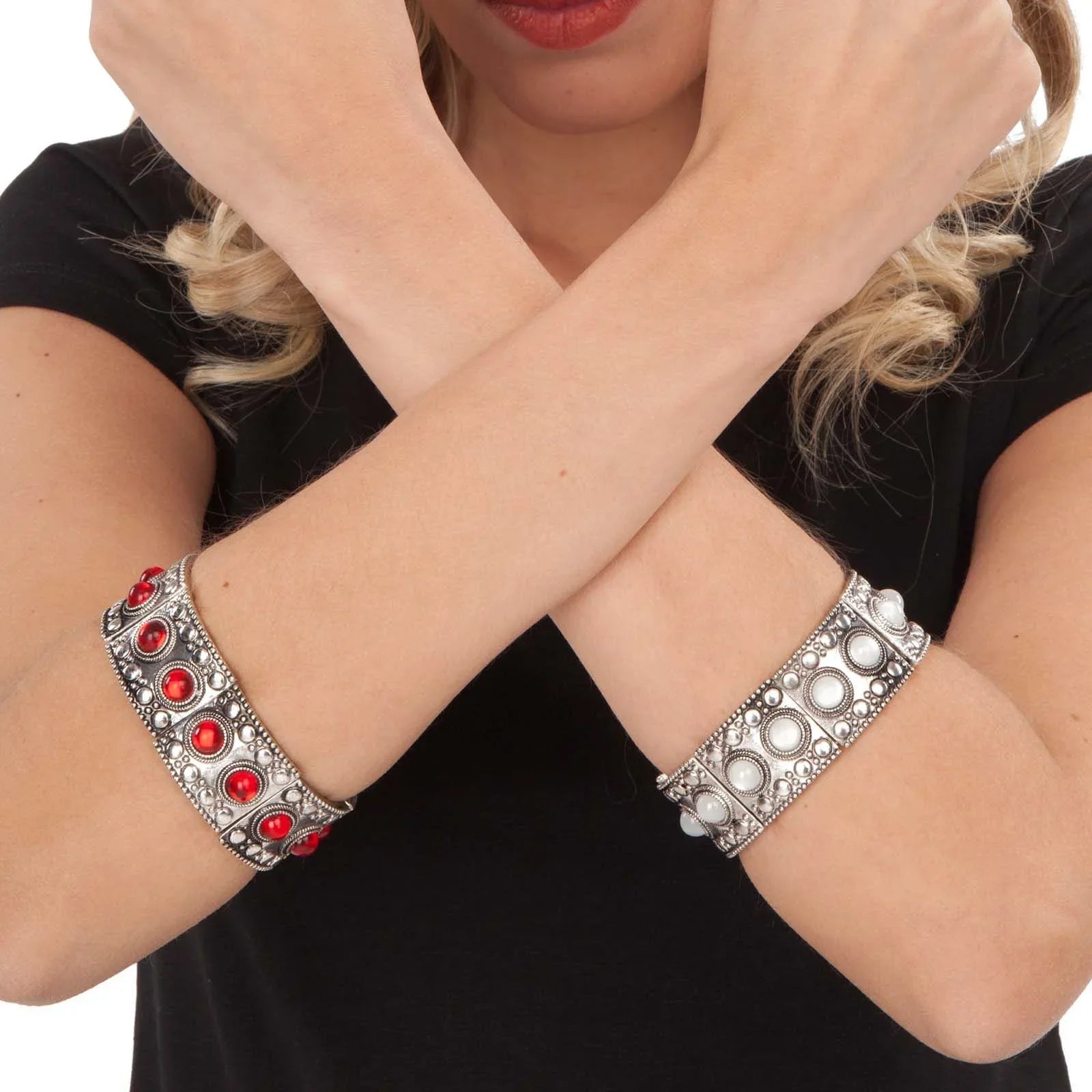Pulsera Metálica con Pedrería Complementos Romanos y Griegos Viving